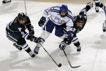 开云下载-冰与火的对决，审判日加时，阿圭罗用沉默点燃日本涅槃之火