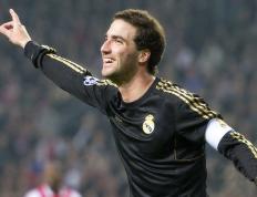 开云官方app入口-乔治觉醒之夜，当个体锋芒照亮整片森林