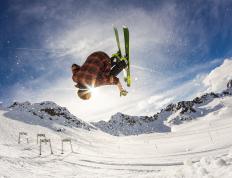 开云平台-东方狂热与西方火焰，马克西的两种燃烧方式