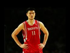 开云平台-双线叙事，当金玟哉的数据爆炸撞上秘鲁的碾压风暴，现代足球的觉醒密码是什么？