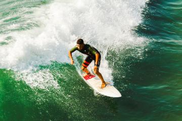 开云体育下载-异星降临，当本泽马在平行宇宙改写德甲历史