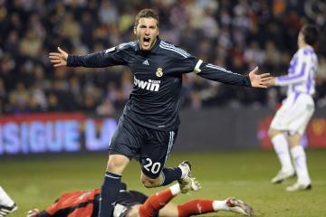 开云体育app-奇迹之夜，克罗地亚格子战车逆转切尔西，萨内一传一射点燃全场