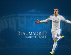 开云体育官方网站-隔空对话，同一座球场的两种回响