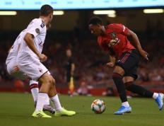 开云官方app入口-包含路卡克任意球建功，曼联客场全面压制携手取胜的词条