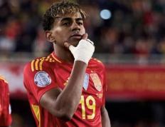 开云体育APP下载-荷兰共和国队欧预赛士气高昂，实力备受认可