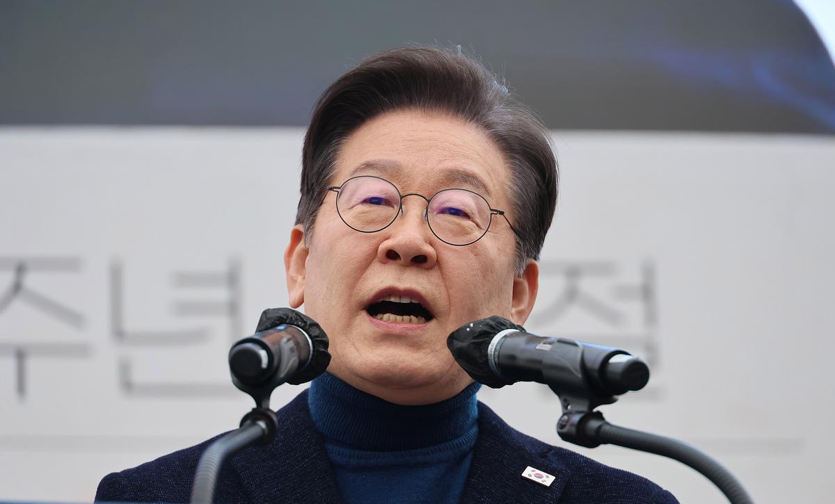 开云体育APP下载-破冰之战开始，谁将率先打破僵局？