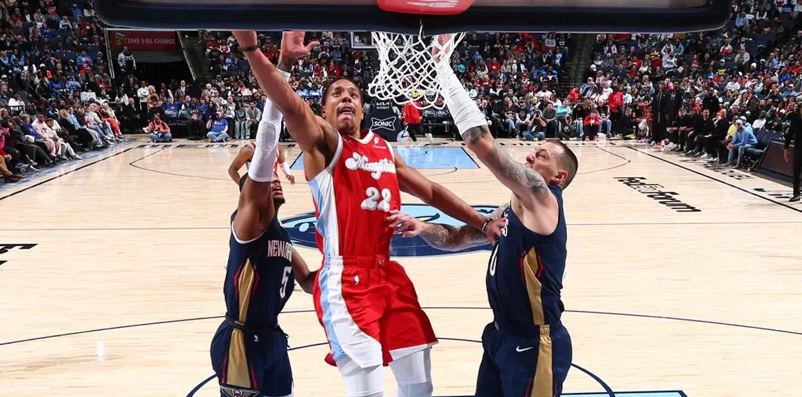 开云官网-灰熊队后卫连续砍下高分,帮助球队取得胜利