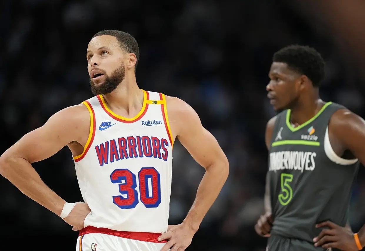 开云平台-勇士擒下森林狼，客场取得胜利