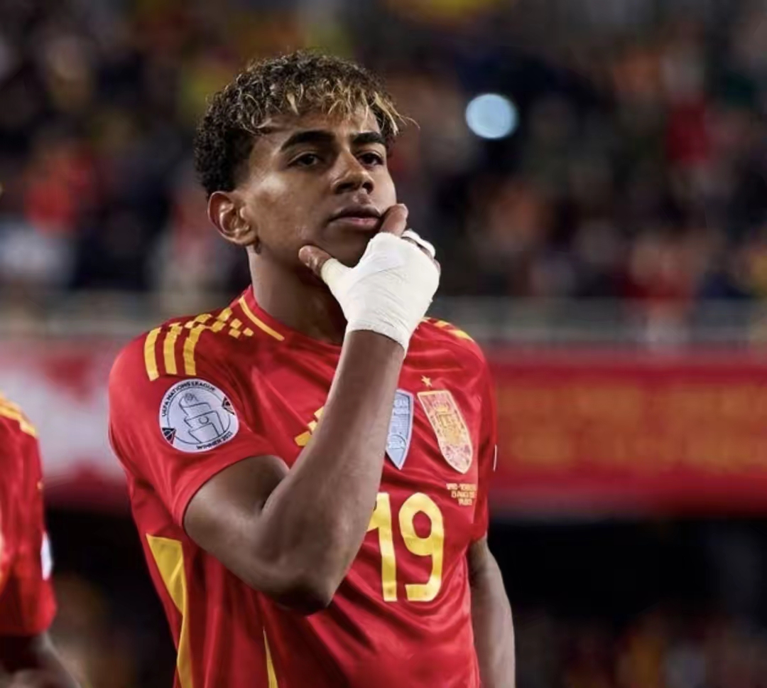 开云体育APP下载-荷兰共和国队欧预赛士气高昂，实力备受认可